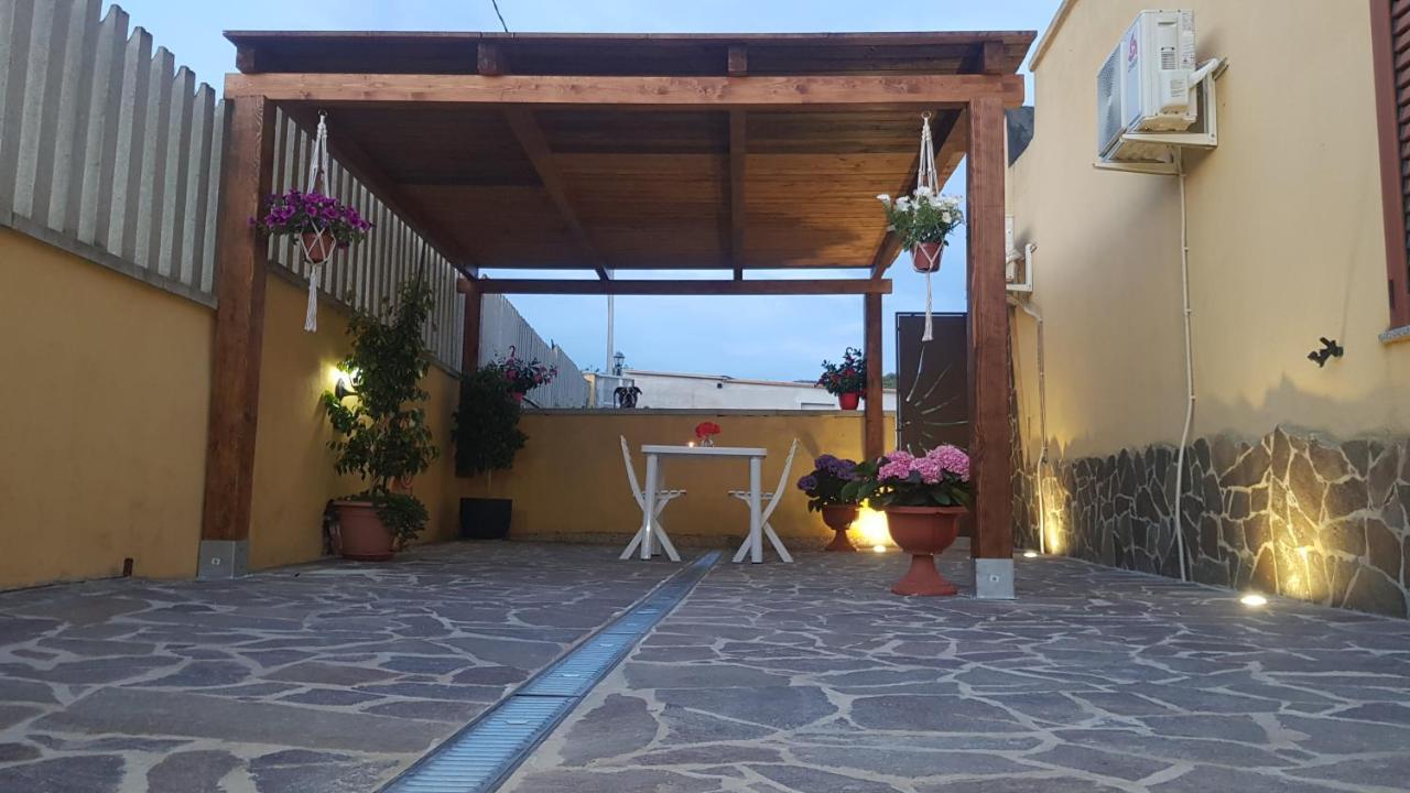 Relax Tra Mare E Monti Flumini Di Quartu Hotel Capitana Luaran gambar