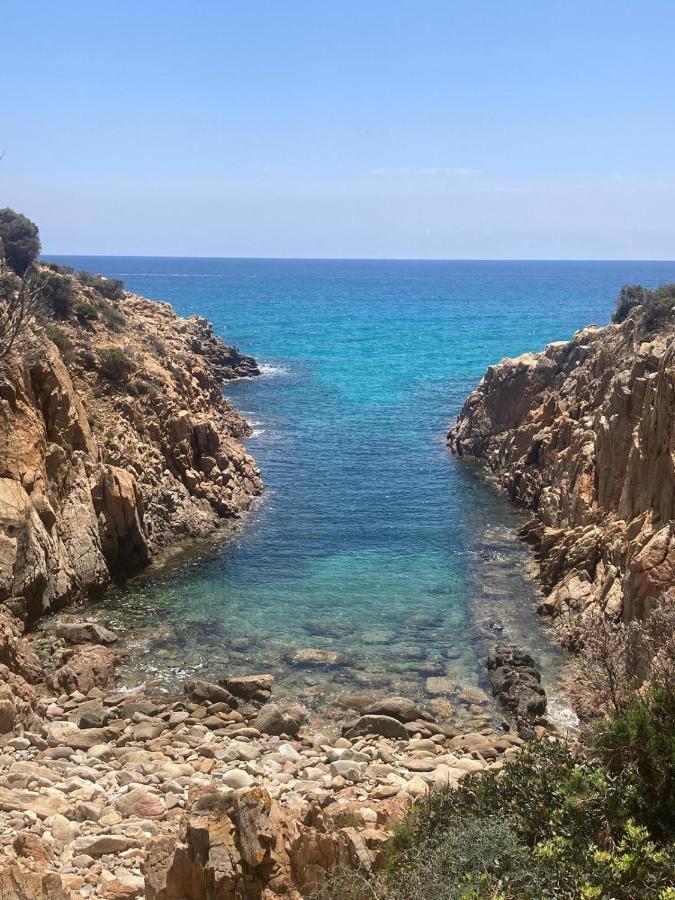 Relax Tra Mare E Monti Flumini Di Quartu Hotel Capitana Luaran gambar